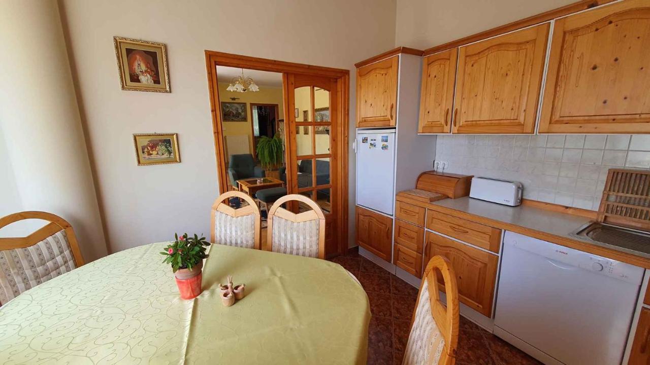 Apartment In Fonyod/Balaton 18580 Exteriér fotografie